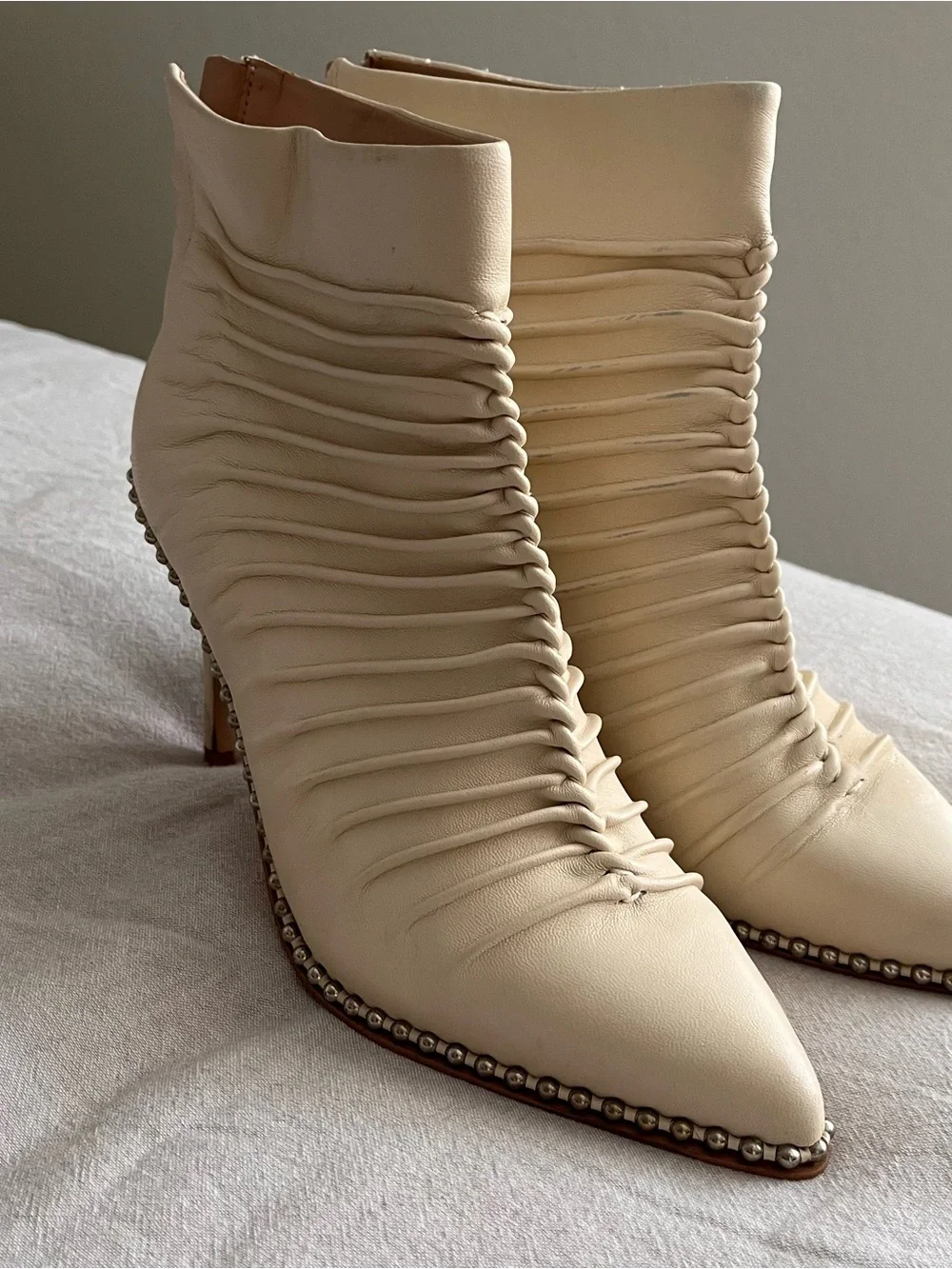 Women’s boots/BCBGeneration Hinabi pointed-toe ankle boots